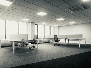 Balm Green, Sheffield for lease Interior Photo- Image 1 of 6