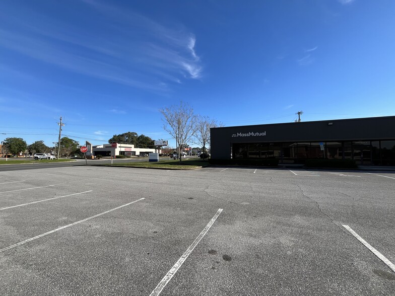 4455 Bayou Blvd, Pensacola, FL 32503 - Office for Sale | LoopNet