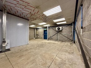 Adelphi Way, Chesterfield for lease Interior Photo- Image 2 of 5