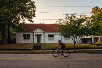 990 Edgewood Ave NE, Atlanta, GA for lease Building Photo- Image 2 of 11