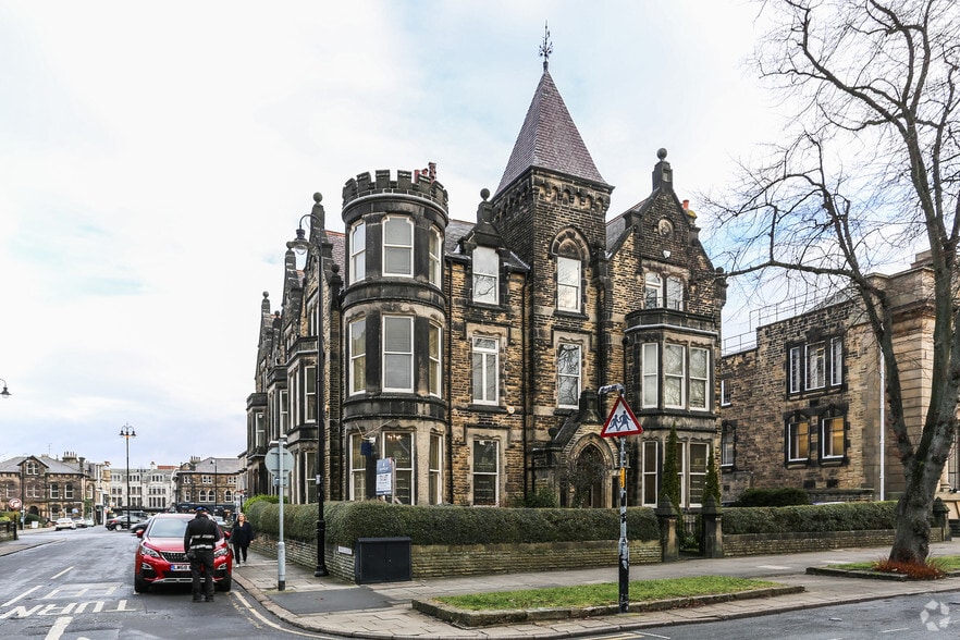 7 Victoria Ave, Harrogate for sale - Primary Photo - Image 1 of 1