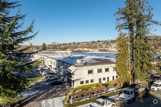 204 Cayer St, Coquitlam, BC - AERIAL  map view