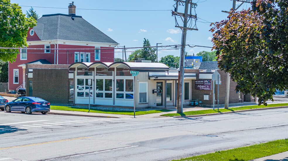 605-615 W Euclid Ave, Arlington Heights, IL for lease - Building Photo - Image 2 of 28