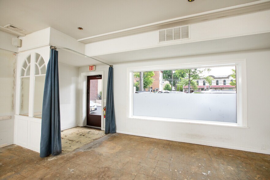 9 Klines Ct, Lambertville, NJ 08530 Retail for Lease