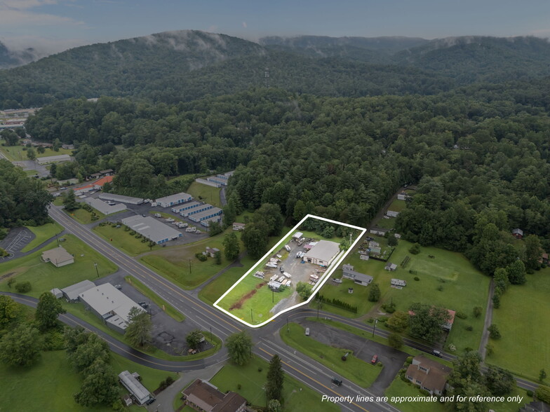 19-21 Upper Glade Creek Rd, Pisgah Forest, NC for sale - Building Photo - Image 3 of 20