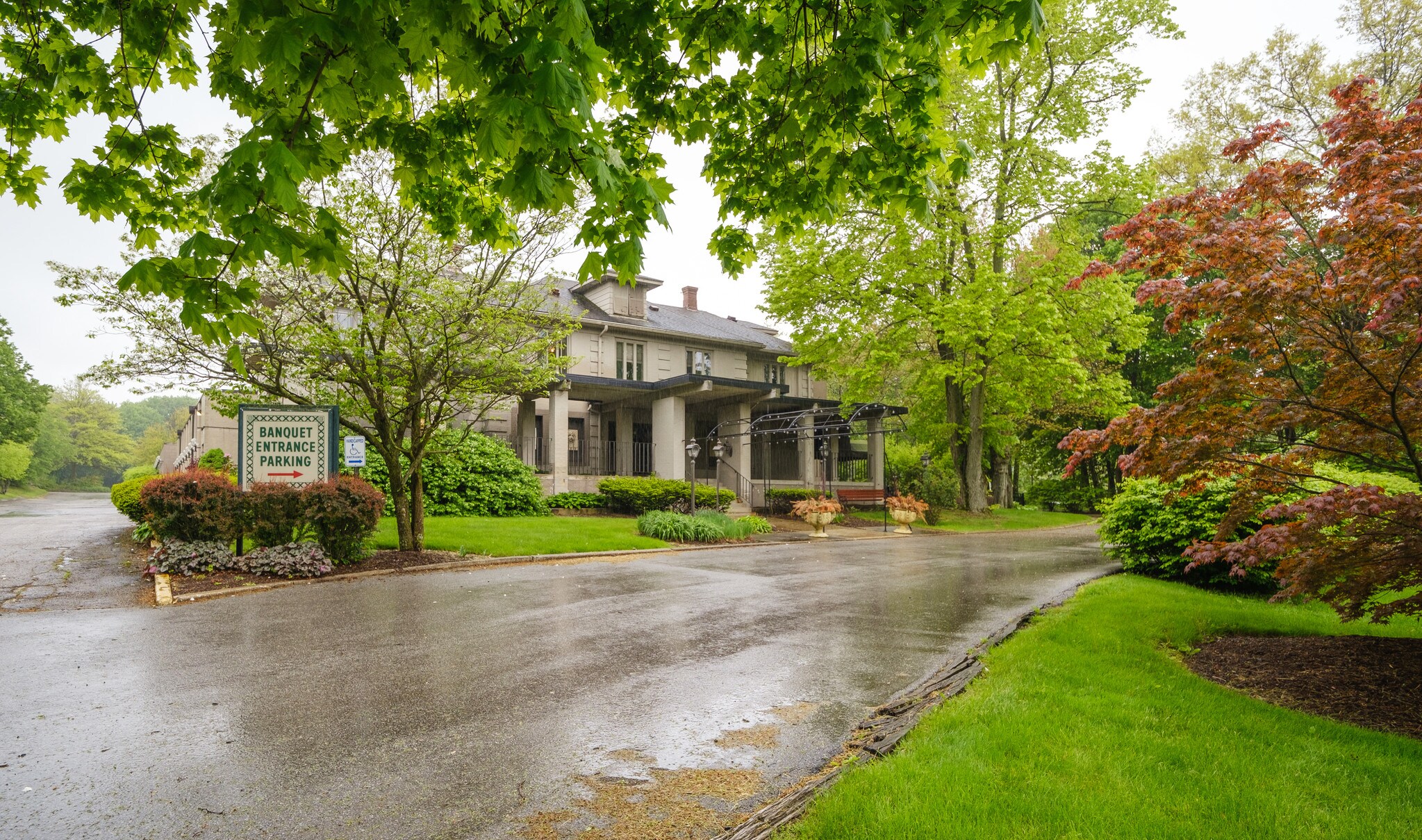 4315 Manchester Rd, Akron, OH for sale Building Photo- Image 1 of 1