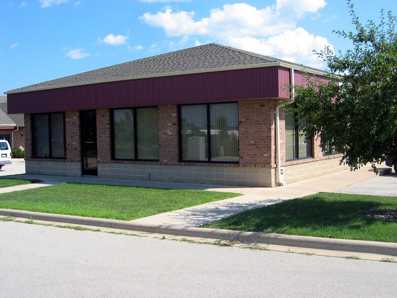 425 Packerland Dr, Green Bay, WI 54303