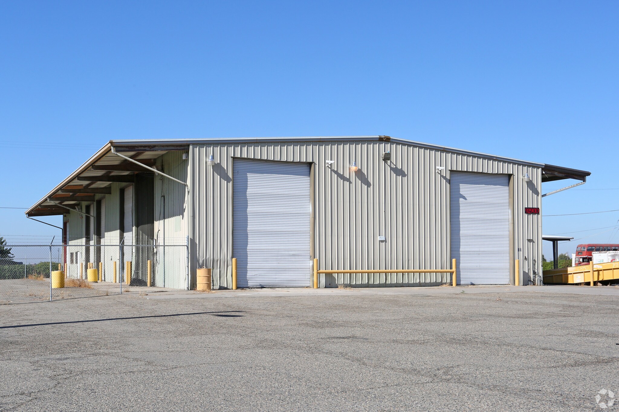 9290 E Highway 140, Planada, CA for lease Primary Photo- Image 1 of 8