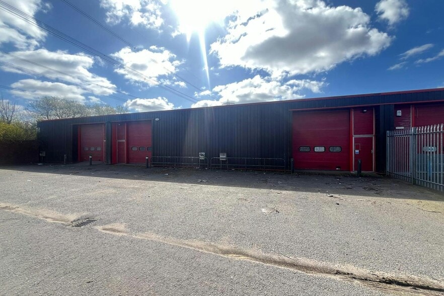 139-143 Deerdykes Vw, Cumbernauld for lease - Building Photo - Image 2 of 4