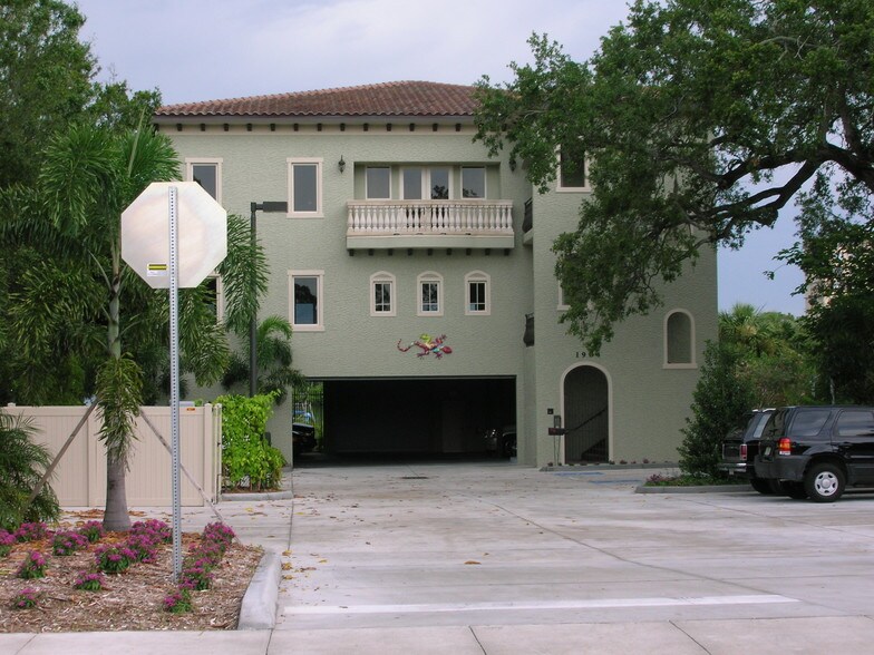 1904 W Manatee Ave, Bradenton, FL for sale - Primary Photo - Image 1 of 1
