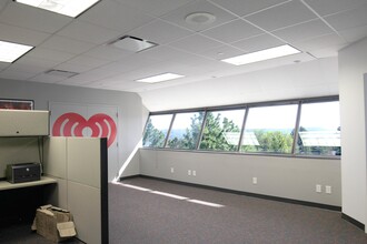 600 Beacon Pkwy W, Birmingham, AL for lease Interior Photo- Image 2 of 6