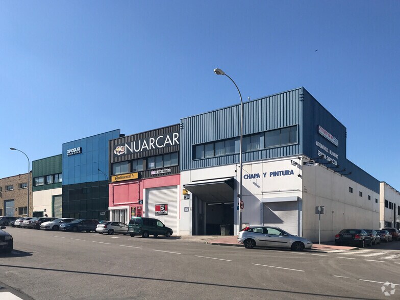 Industrial in Fuenlabrada, Madrid for sale - Building Photo - Image 2 of 2