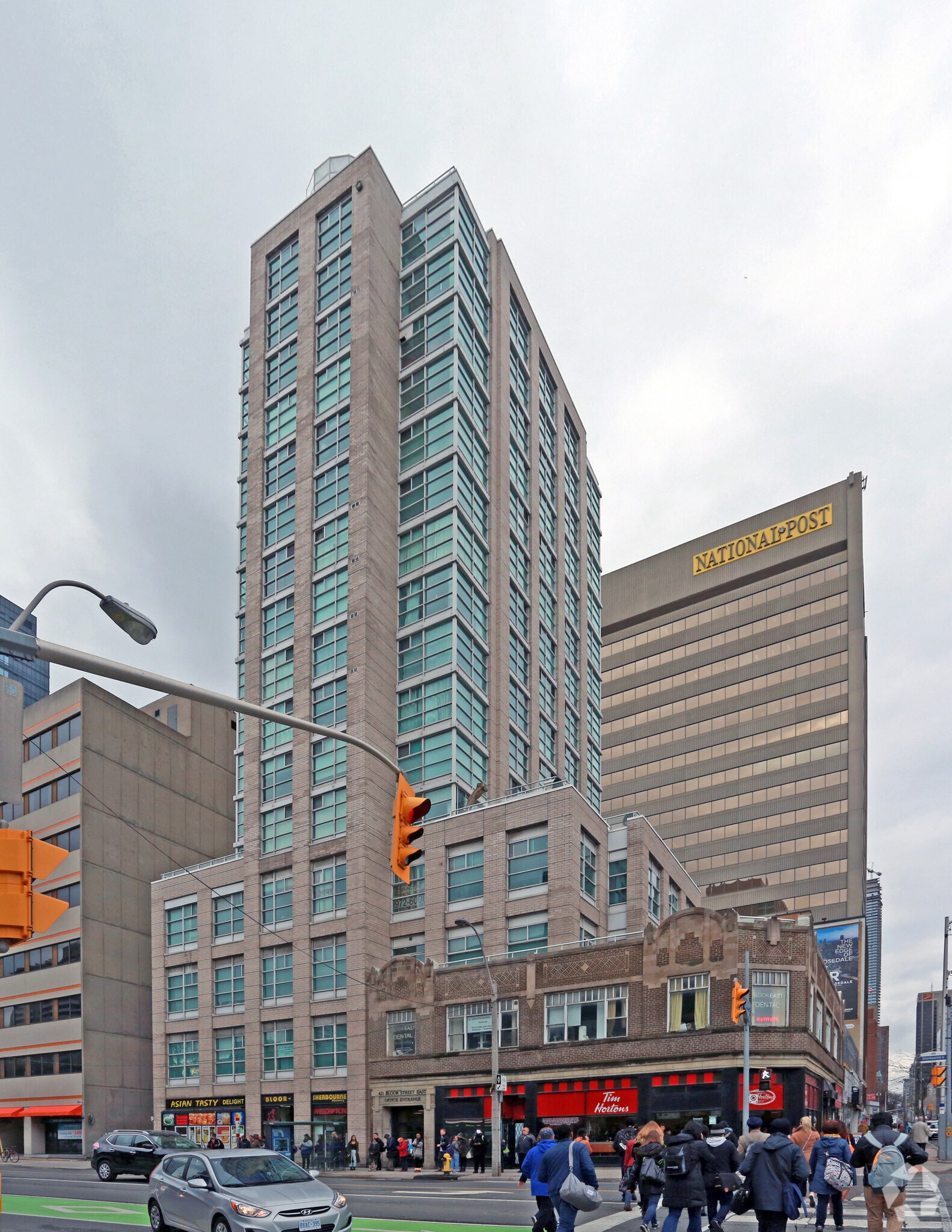 421 Bloor St E, Toronto, ON for sale Primary Photo- Image 1 of 19