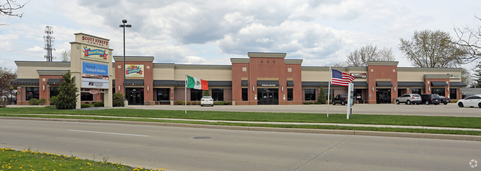 525 N Peters Ave, Fond Du Lac, WI for lease - Primary Photo - Image 1 of 63