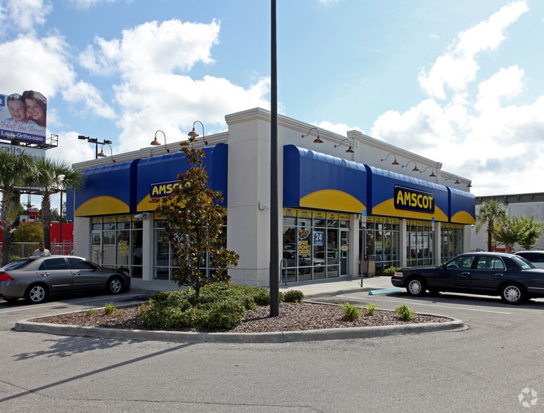 11803 E Colonial Dr, Orlando, FL for sale - Building Photo - Image 2 of 8