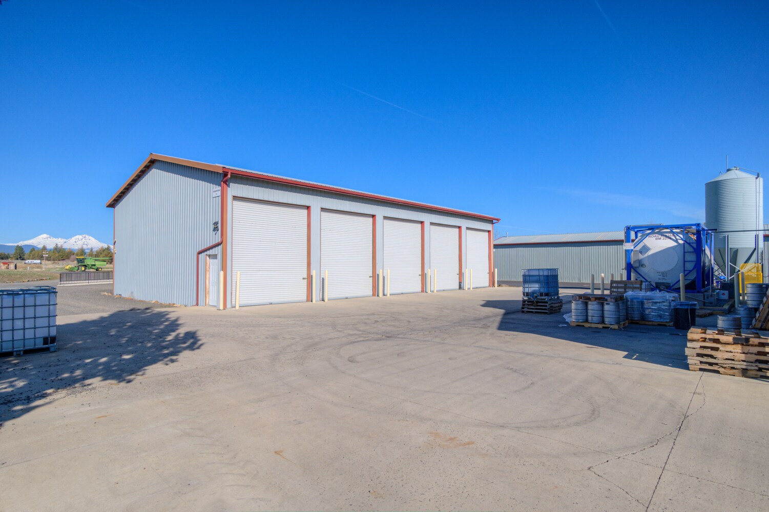 19330 Pinehurst Rd, Bend, OR for sale Primary Photo- Image 1 of 5