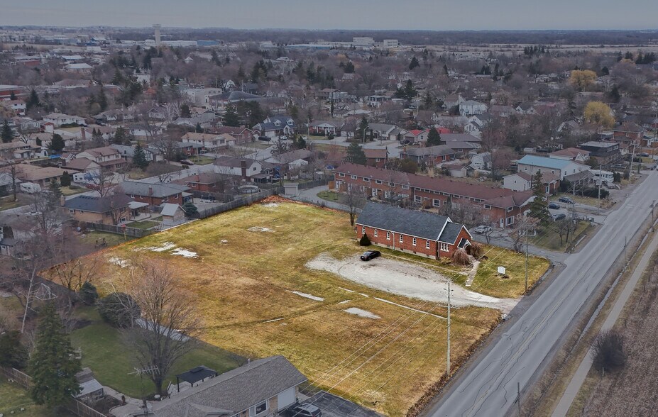 6441 Smithville Rd, Smithville, ON for sale - Building Photo - Image 2 of 12