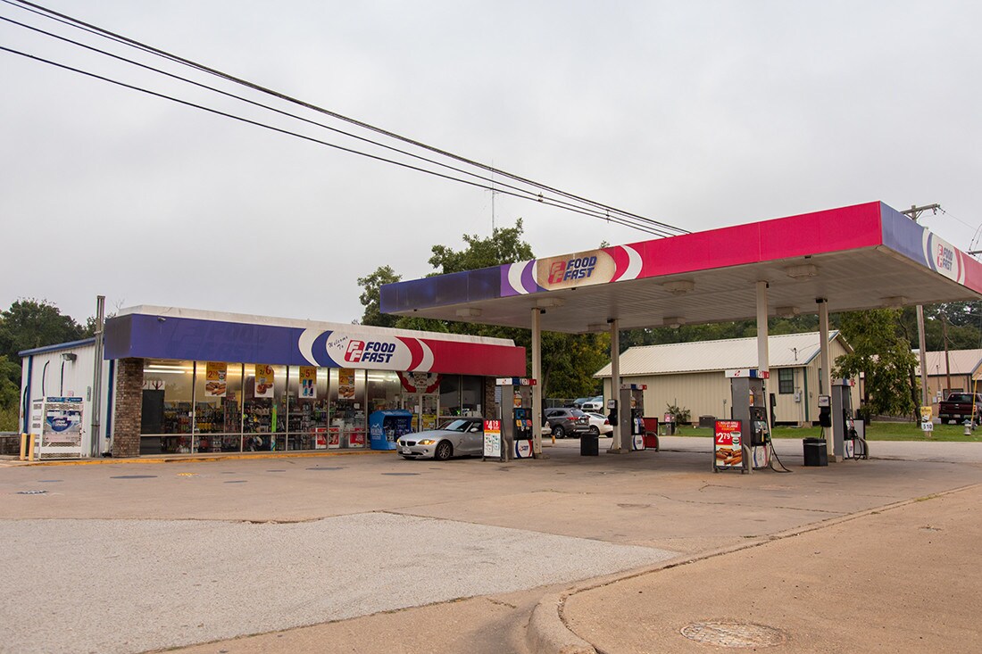 416 S Wood St, Gilmer, TX for sale Other- Image 1 of 1