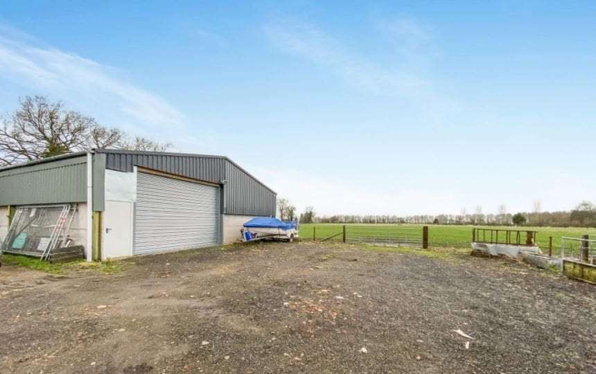 Chalford Rd, Postcombe for sale Primary Photo- Image 1 of 1