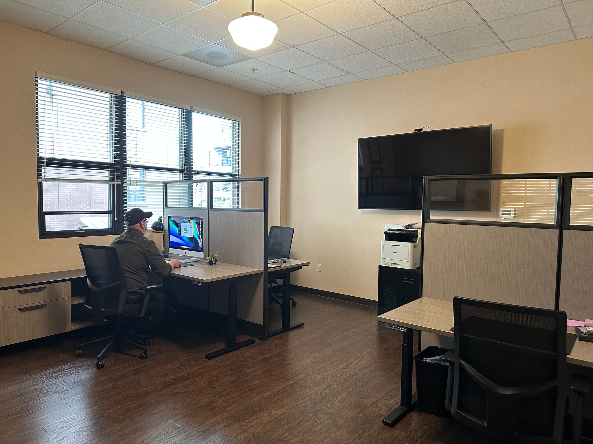 920 NW Bond St, Bend, OR for lease Interior Photo- Image 1 of 3