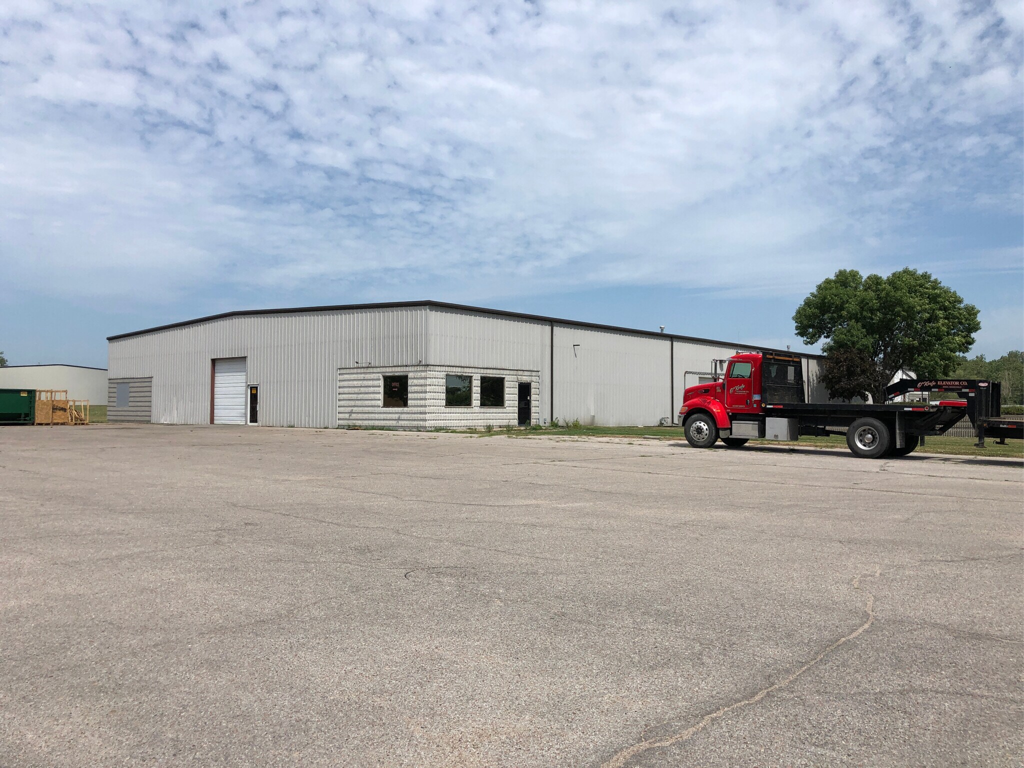2910 5th St. & 438 Locust St, Carter Lake, IA for sale Building Photo- Image 1 of 1
