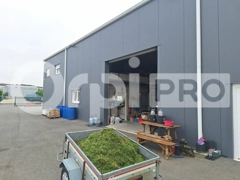 Flex in Crépy-en-Valois for sale - Building Photo - Image 3 of 5