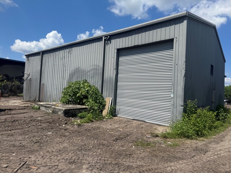 3110 38th St, Orlando, FL for lease - Building Photo - Image 3 of 9