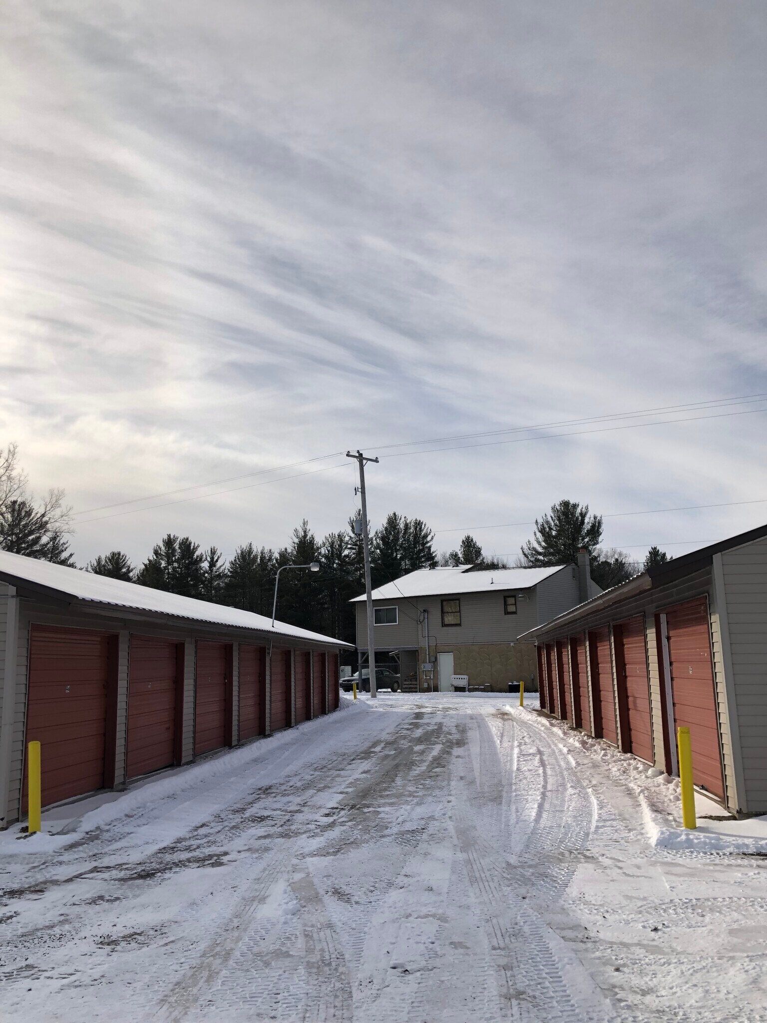 1279 E Saginaw Rd, Midland, MI 48642