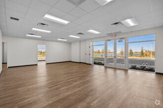 12070 SW Tom Mackie Blvd, Port Saint Lucie, FL for lease Interior Photo- Image 2 of 8