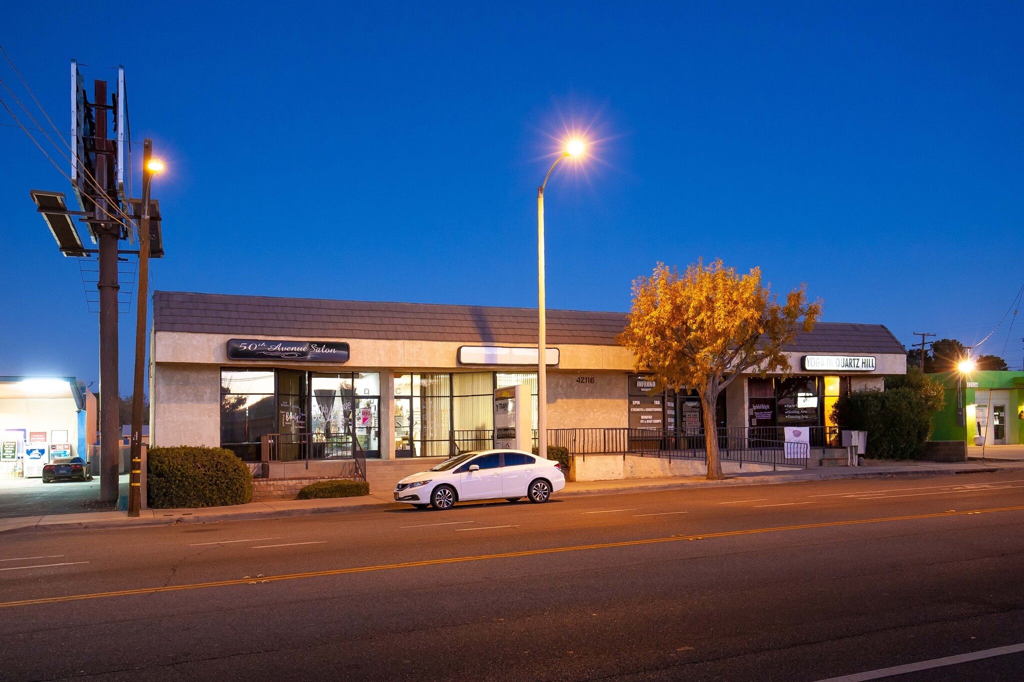 42116 50th St W, Quartz Hill, CA 93536 Retail for Sale