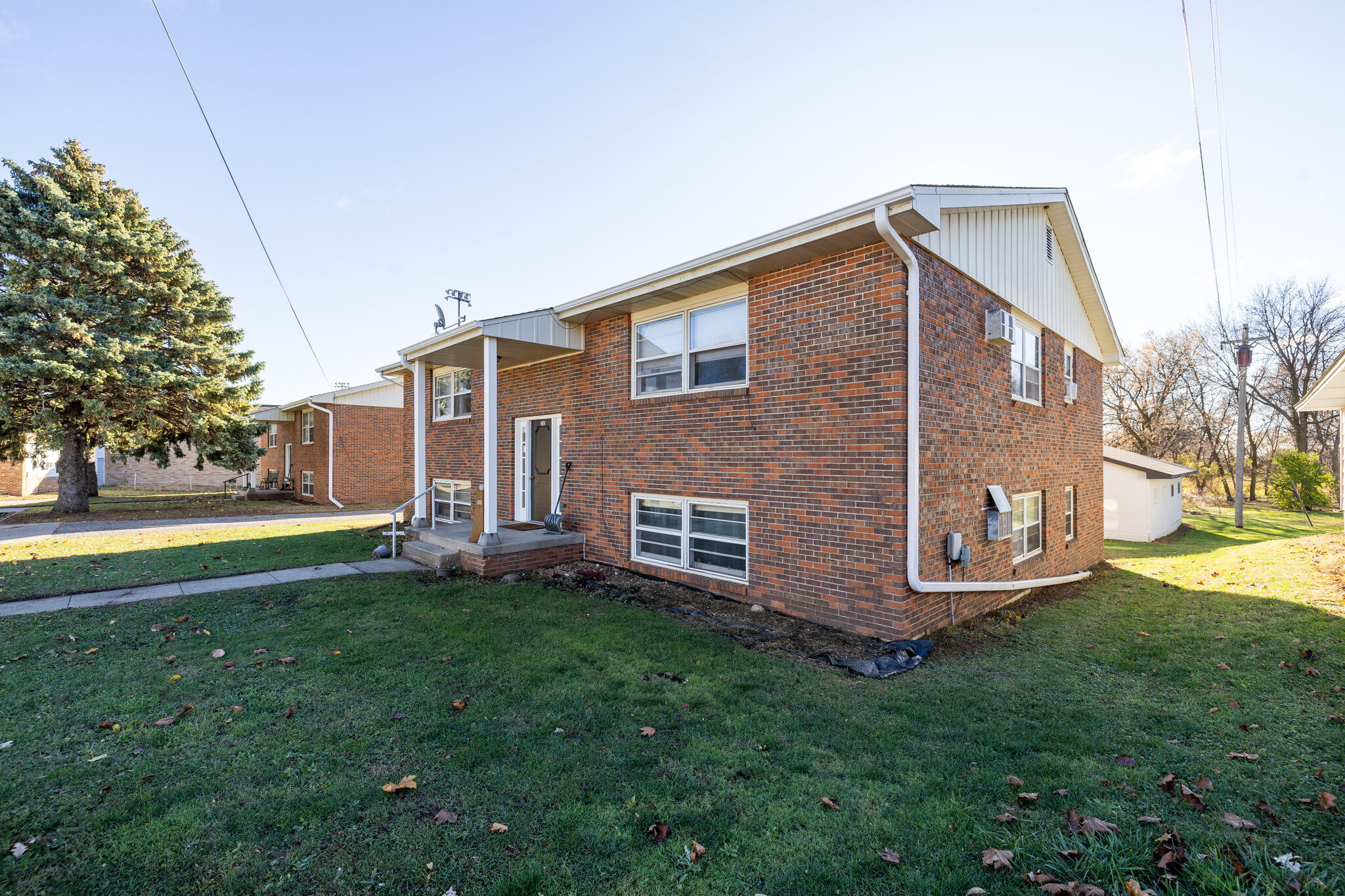 190 Cleveland Ave, Green Isle, MN for sale Building Photo- Image 1 of 1