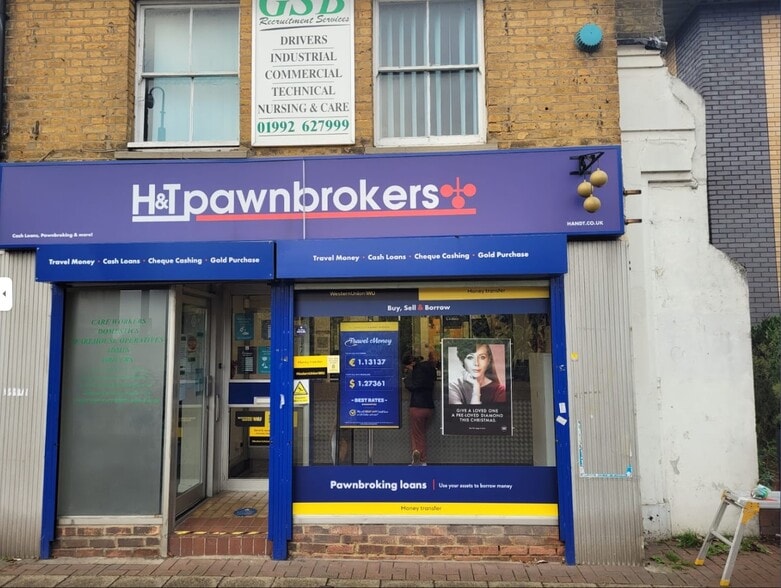 153 High St, Waltham Cross for sale - Building Photo - Image 1 of 1