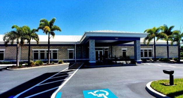 1301 Sarasota Center Blvd, Sarasota, FL for lease - Building Photo - Image 1 of 7