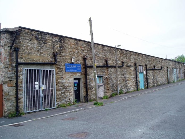 Junction St, Burnley for sale - Primary Photo - Image 1 of 1