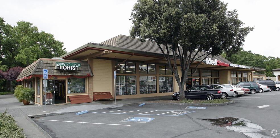 1707-1767 Grant Ave, Novato, CA for lease - Primary Photo - Image 3 of 6