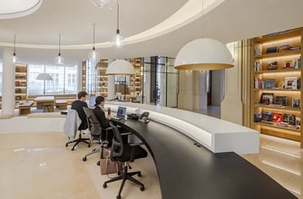 53 Rue De Châteaudun, Paris for lease Interior Photo- Image 1 of 2