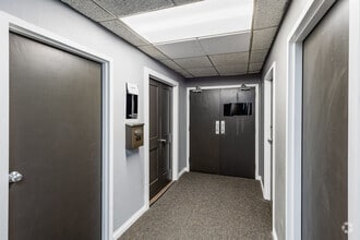 351-355 5th Ave, Pittsburgh, PA for lease Interior Photo- Image 1 of 2