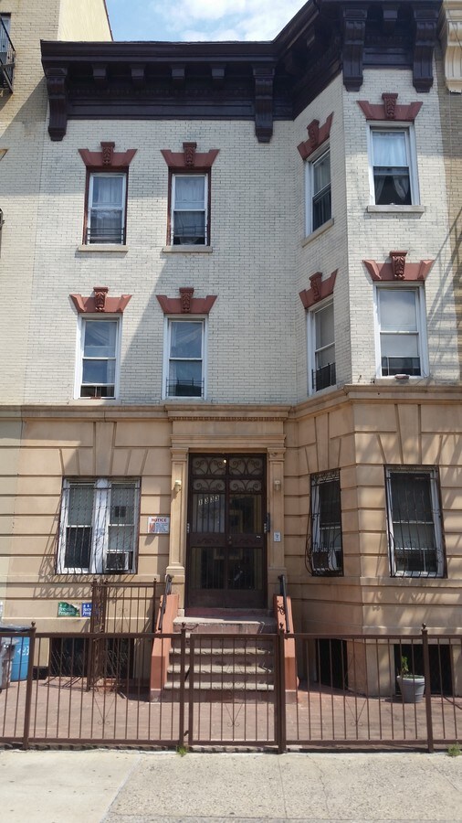 1333 Saint Johns Pl, Brooklyn, NY 11213
