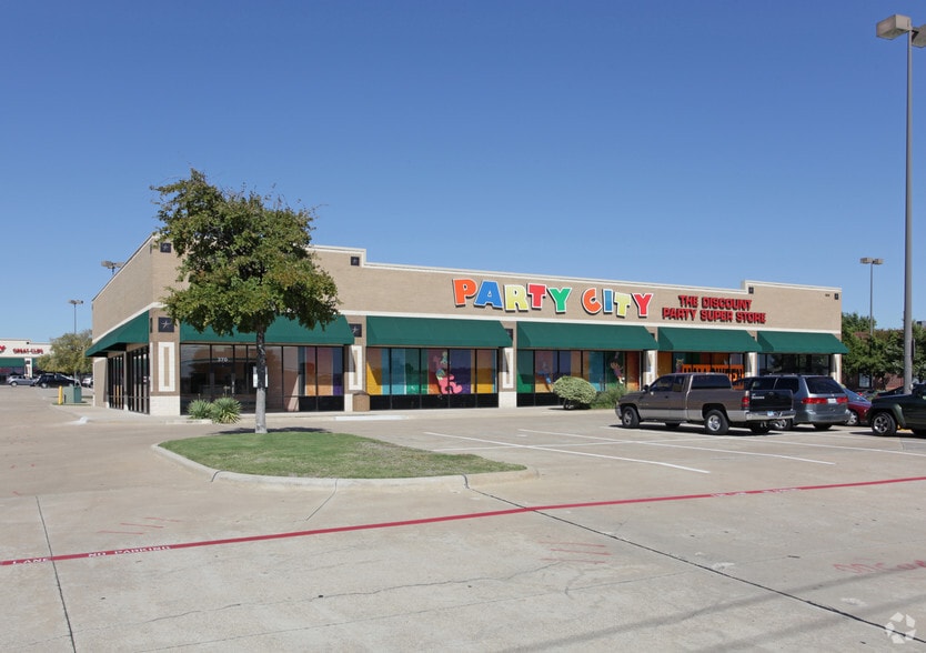 3824-3980 S Carrier Pky, Grand Prairie, TX for lease - Building Photo - Image 3 of 12