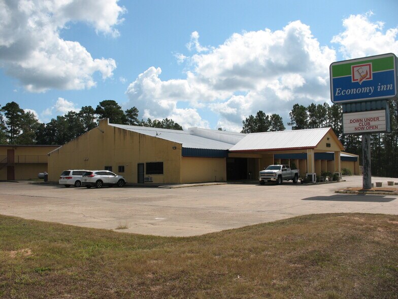 3219 US Hwy 59, Livingston, TX for sale - Building Photo - Image 1 of 1