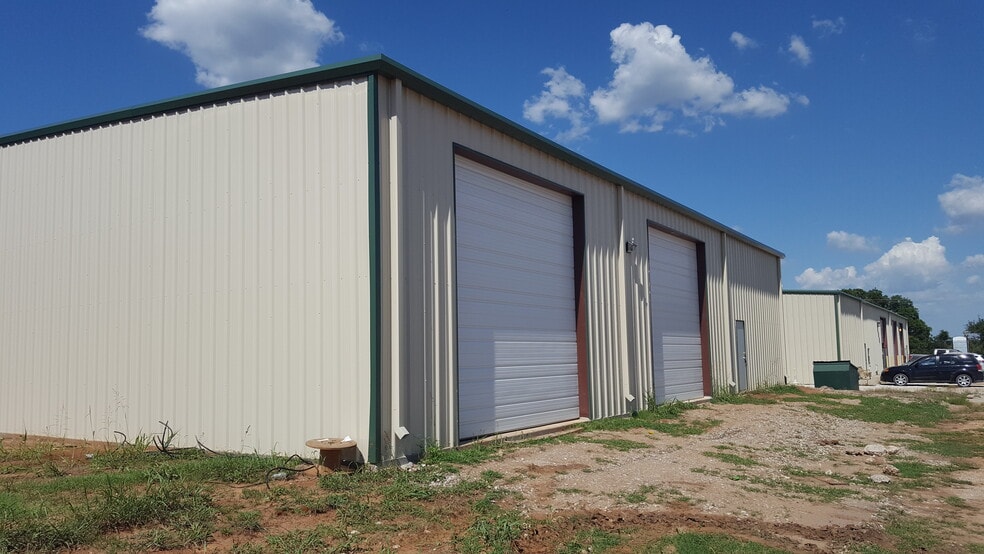 2141 Collins Rd, Denton, TX for lease - Building Photo - Image 2 of 2