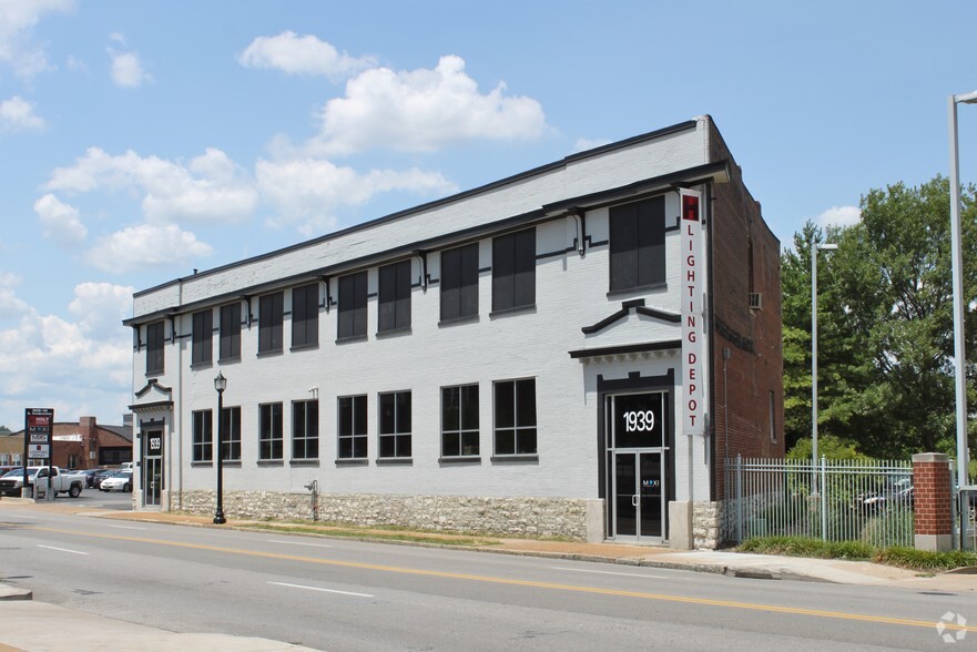 1939-1945 S Vandeventer Ave, Saint Louis, MO for lease - Primary Photo - Image 1 of 8