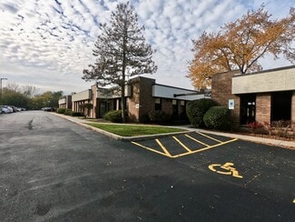 More details for 3330 Dundee Rd, Northbrook, IL - Office for Lease