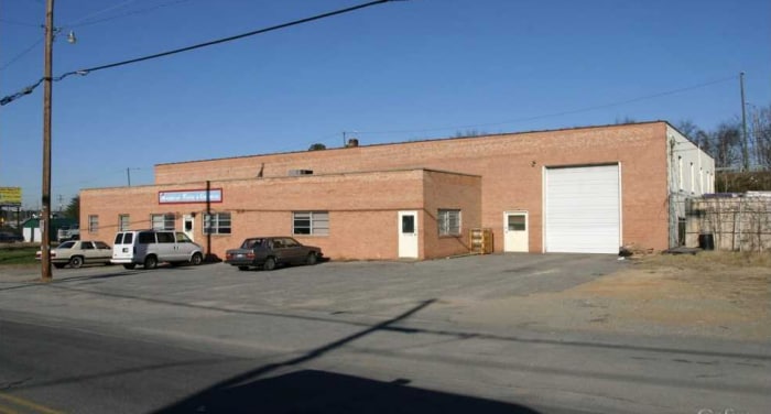 5000 Old Midlothian Tpke, Richmond, VA for lease - Building Photo - Image 1 of 4