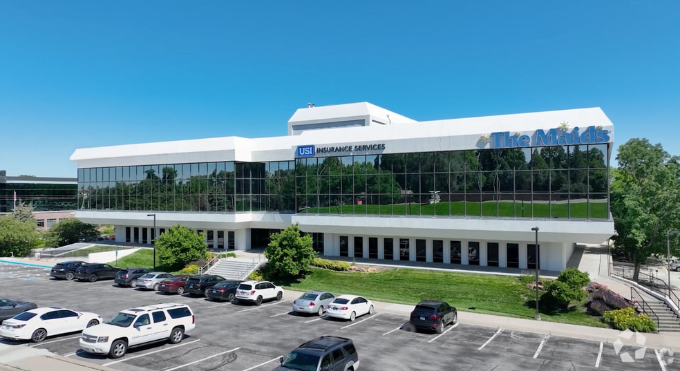 9394 W Dodge Rd, Omaha, NE for lease - Building Photo - Image 1 of 20