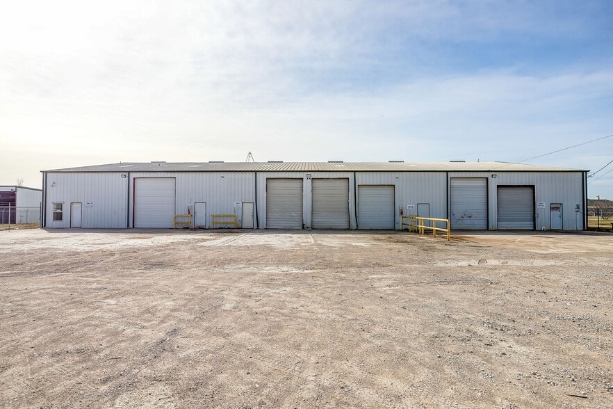 2617 W Blue Mound Rd, Haslet, TX for lease - Building Photo - Image 2 of 5