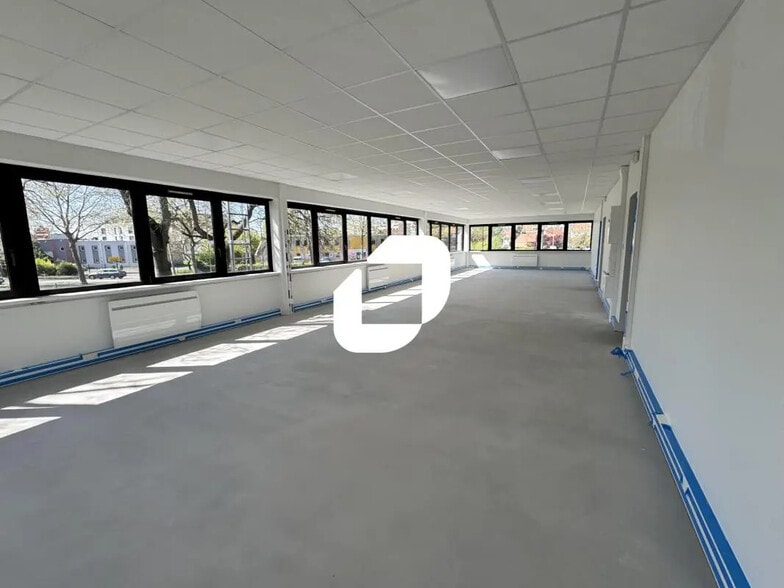 11 Rue Du Tanin, Lingolsheim for lease - Interior Photo - Image 3 of 17