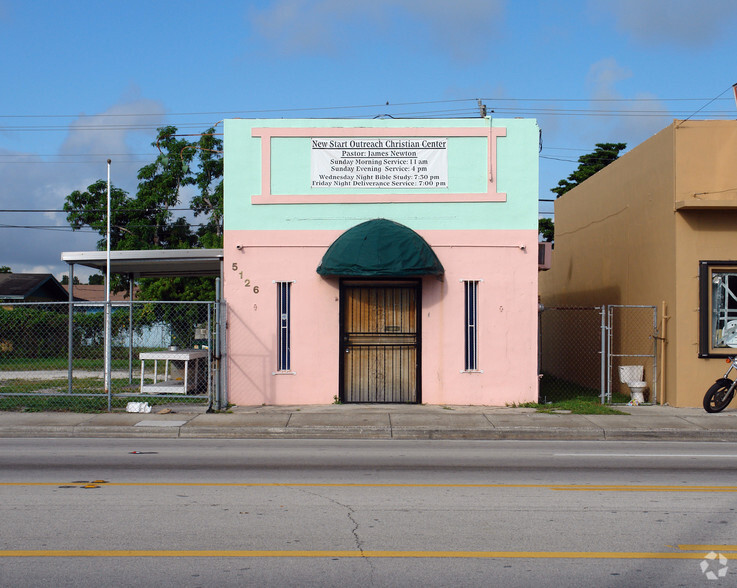 5126 NW 7th Ave, Miami, FL for lease - Building Photo - Image 2 of 3