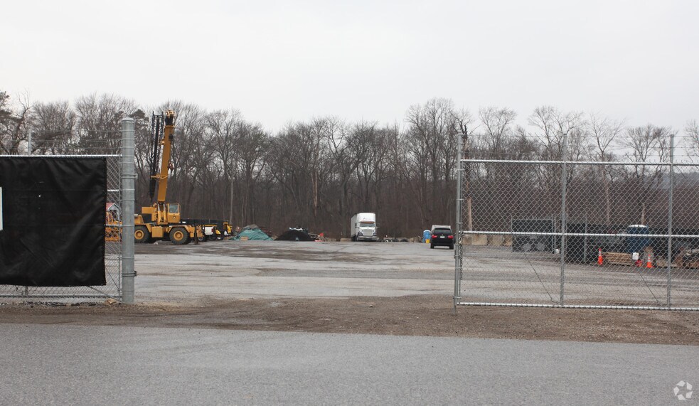 7454 Shipley Ave, Harmans, MD for sale - Building Photo - Image 2 of 3