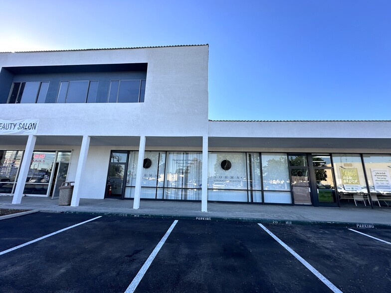 4105-4129 South St, Lakewood, CA for lease - Building Photo - Image 3 of 19